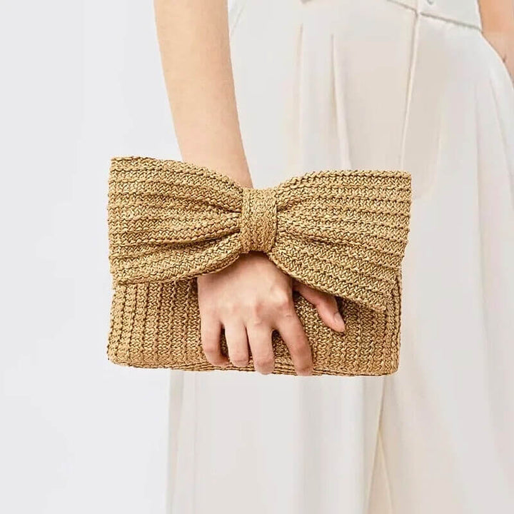 Bowie Straw Clutch